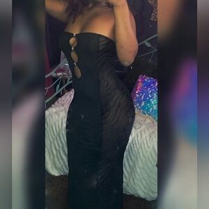 Elegant Black Strapless Dress